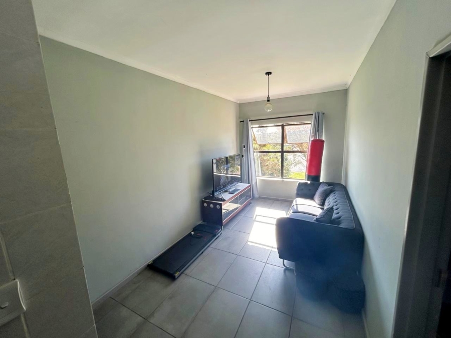 To Let 1 Bedroom Property for Rent in St Dumas Western Cape